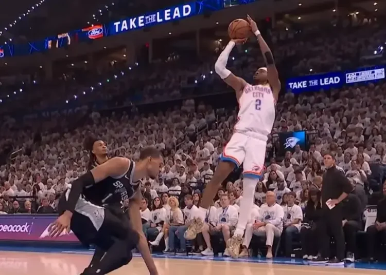 Hayatta Kal ya da Eve Dön: Spurs Sırtı Duvara Dayandı